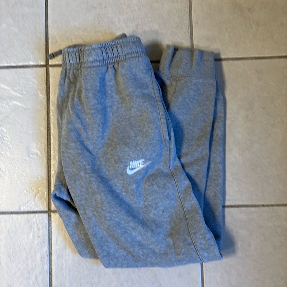 Nike men’s size small sweatpants.